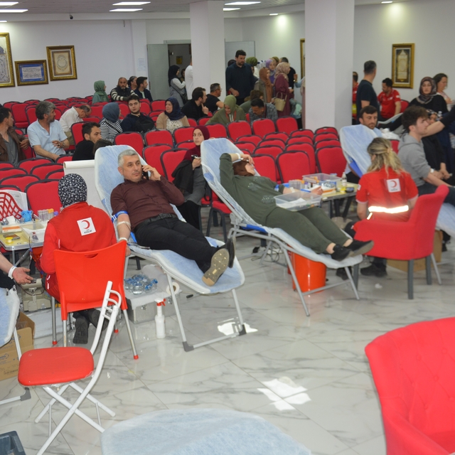 Ordu'da öğrenciler 127 ünite kan topladı