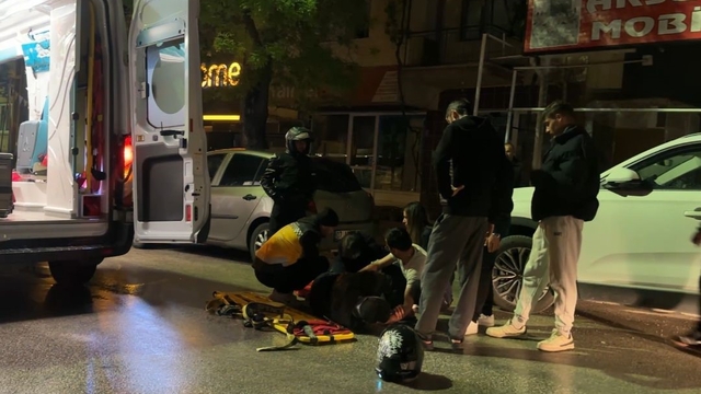 Kontrolden çıkan motosiklet devrildi, sürücüsü yaralandı