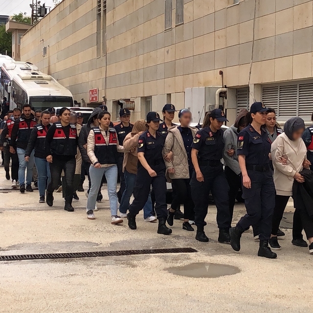 Elazığ'da özel sağlık kuruluşlarına operasyon: 19 şüpheli adliyeye sevk edi...