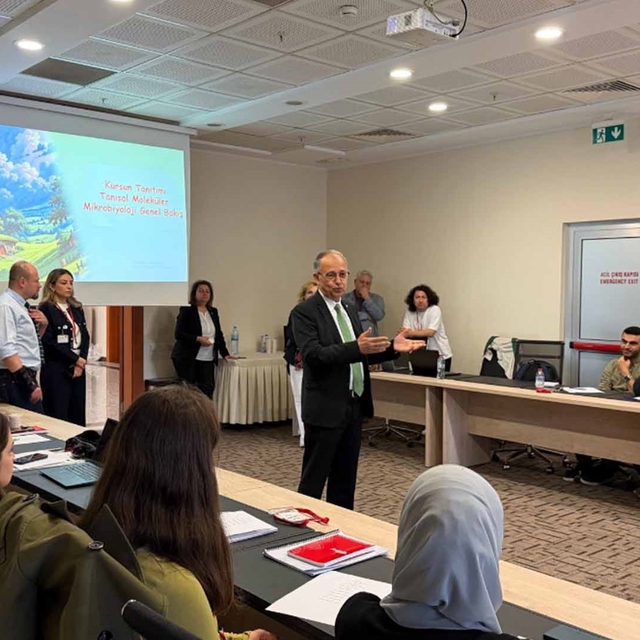 Moleküler tanı yöntemleri kursu SANKO Üniversitesi ev sahipliğinde gerçekle...