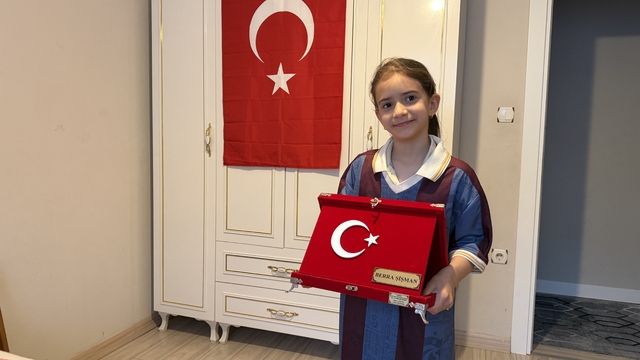 Kavanozda biriken iyilik ödülsüz kalmadı; 9 yaşındaki Berra'ya sürpriz