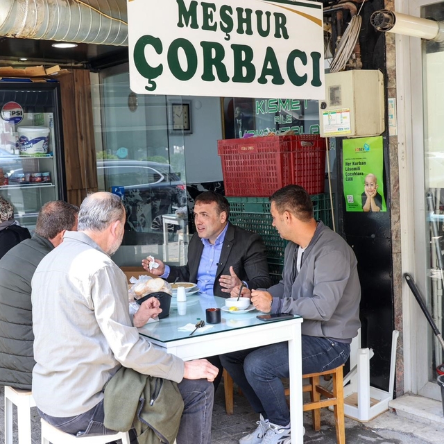 Vali Sözer sabah mesaisine çarşı turuyla başladı