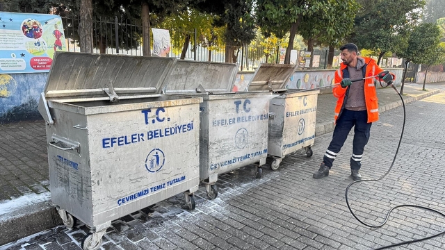 Efeler Belediyesi'nden bayram temizliği