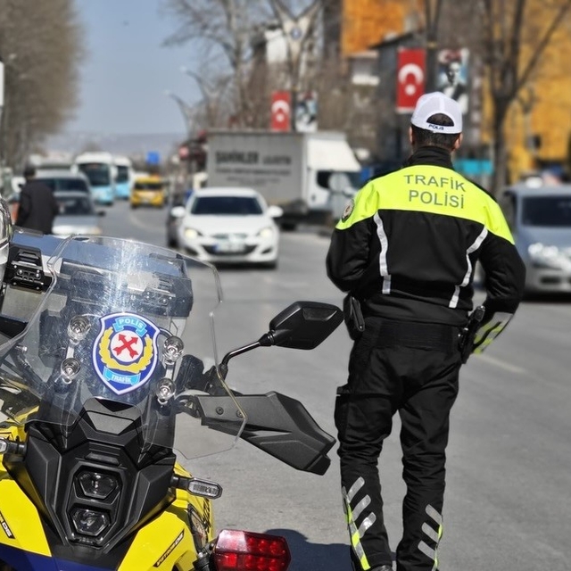 Kütahya'da motosiklet sürücülerine yönelik trafik denetimi