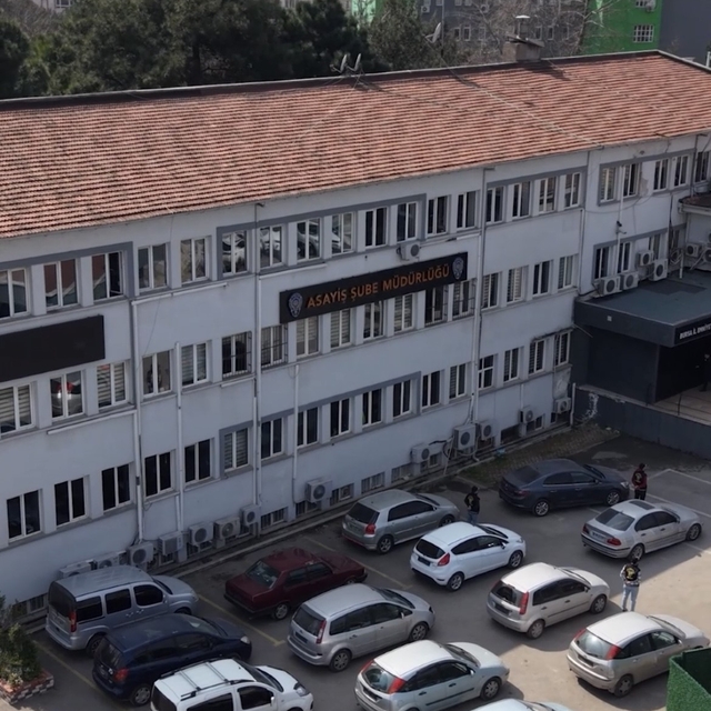 Bursa'da dev "change" operasyon...Çalıntı araç şebekesi çökertildi