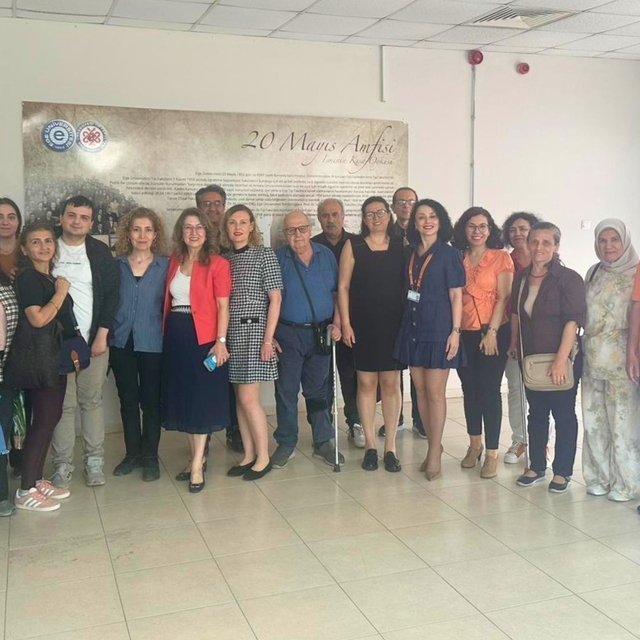 Ege'de "MS Hasta Okulu" kapılarını farkındalık için açtı