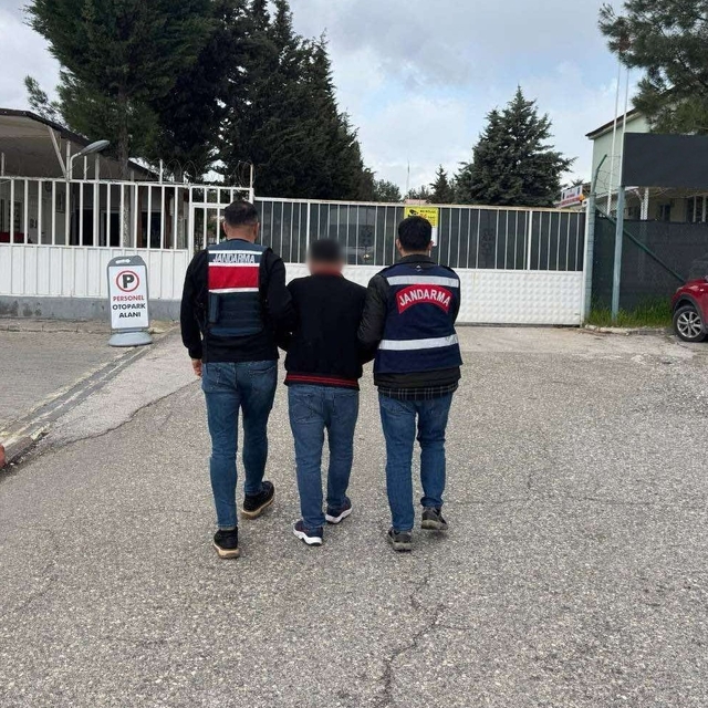 Gaziantep'te jandarmadan yasadışı bahis operasyonu: 2 şahıs tutuklandı