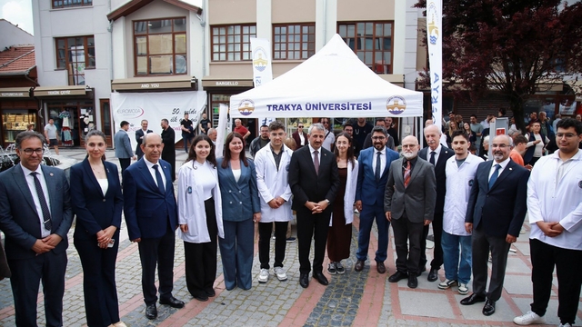 Edirne'de Tıp Fakültesi öğrencilerinden hayat kurtaran cihaz için farkındalık etkinliği