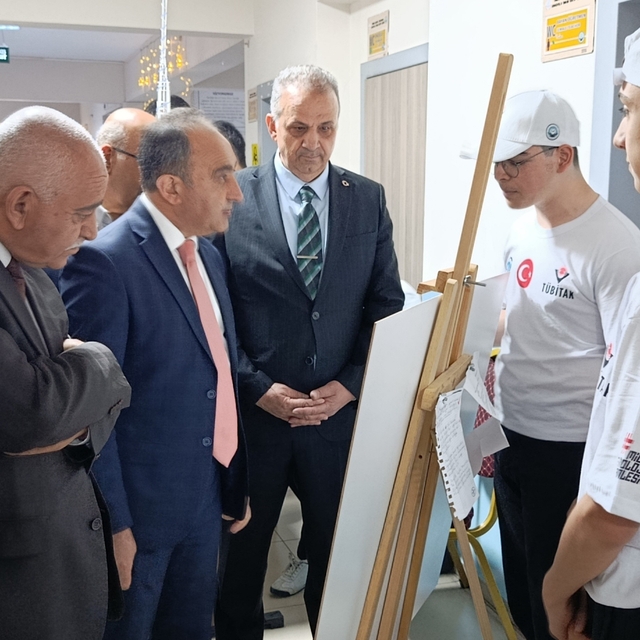 Proje okulundan büyük başarı: 18 proje kabul edildi