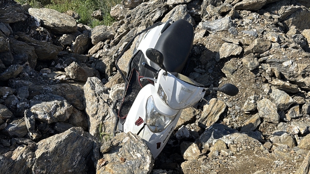 Antalya'da kayalık alanda kaza yapan motosikletin sürücüsü hayatının kaybetti