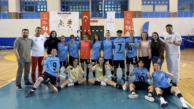 Aksaray Spor Lisesi Kız Futsal Takımı, Türkiye 5.'si oldu