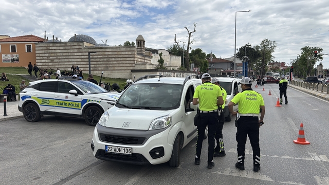 Edirne'de dronla trafik denetimi gerçekleştirildi