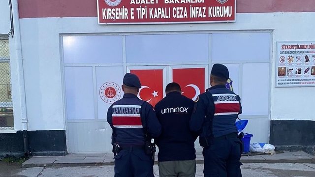 Kırşehir'de hakkında 4 yıl hapis cezası bulunan firari yakalandı