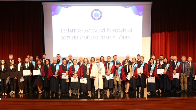 ESOGÜ 2025 yılı ödülleri sahiplerini buldu