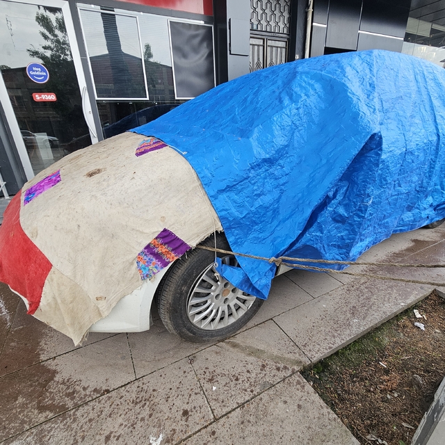 Tokat'ta taşkın riskine karşı dev kayalarla 9 kilometrelik set çekildi (2)