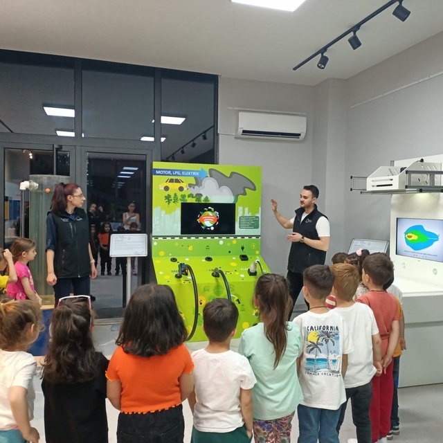 Büyükşehir Belediyesi, çocukları bilim ve çevreyle buluşturdu