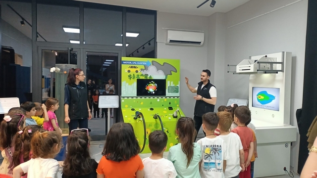 Büyükşehir Belediyesi, çocukları bilim ve çevreyle buluşturdu