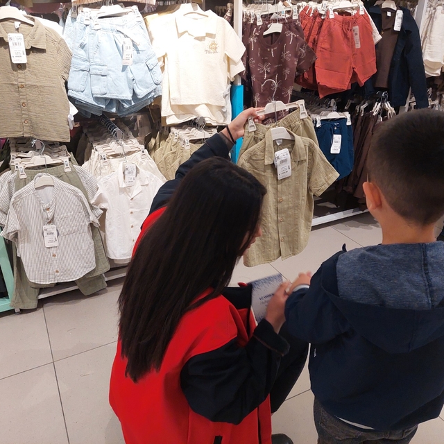 Konya'da 1.086 öksüz ve yetim çocuğa giyim yardımı yapıldı