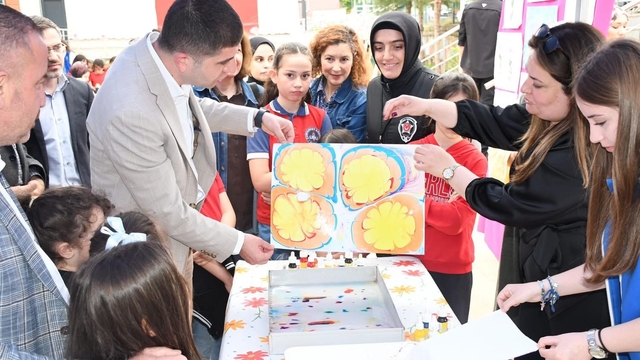 Alaçam'da resim ve el sanatları sergisi düzenlendi