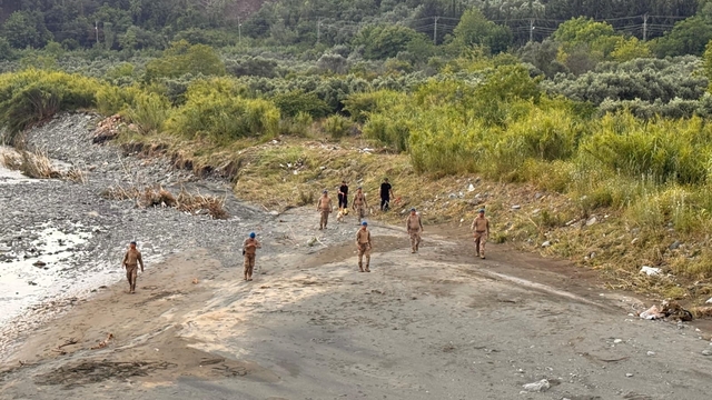 Hatay'da Asi Nehri taştı, sağanakta köprü ve yollar ile bir ev çöktü; 3 ölü, 3 yaralı, 2 kayıp (7)