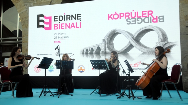 Edirne Bienali, 'Köprüler' temasıyla kapılarını açtı