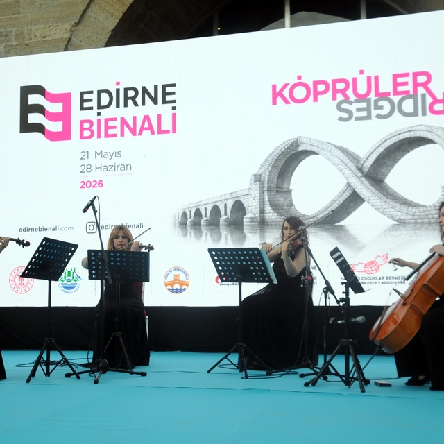 Edirne Bienali, 'Köprüler' temasıyla kapılarını açtı