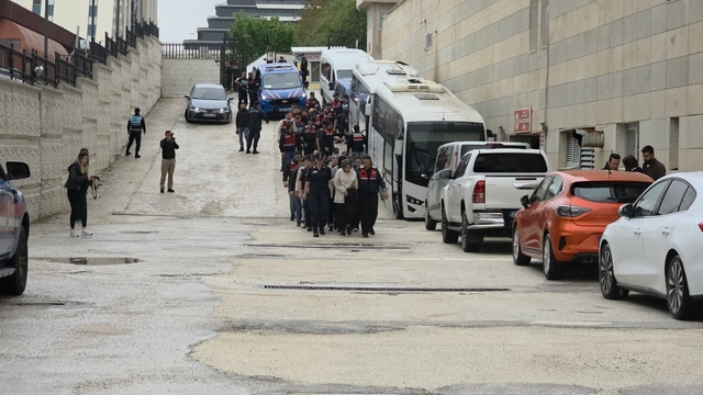 Yoğun bakım usulsüzlüğü operasyonunda 9 tutuklama (2)