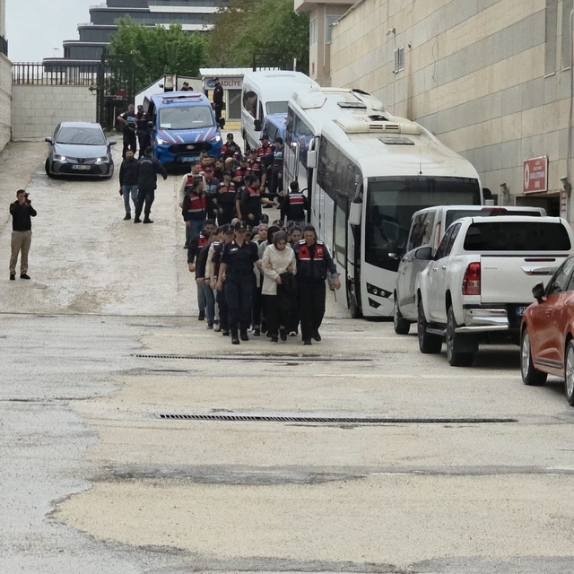 Yoğun bakım usulsüzlüğü operasyonunda 9 tutuklama (2)