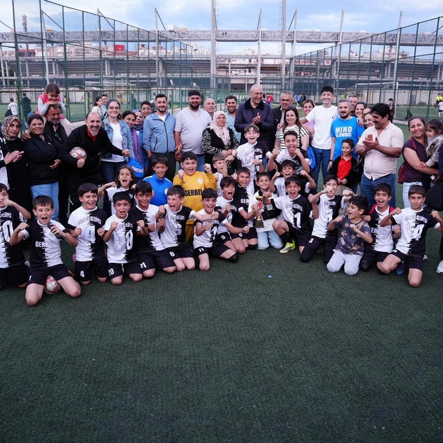 Germencik Belediyespor U11 Takımı namağlup şampiyon oldu