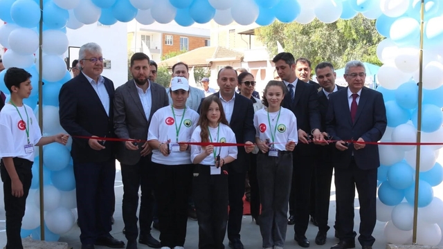 Çine'de öğrenciler projelerini bilim fuarında sergiledi