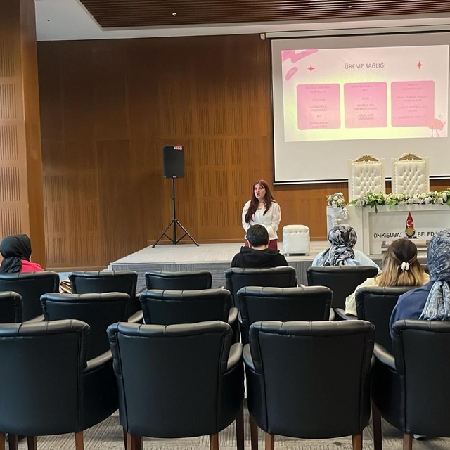 Onikişubat Belediyesi evlilik okulu eğitimlerine başladı
