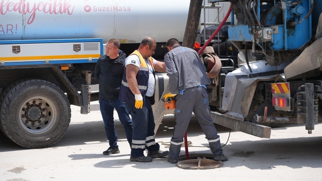 Bilecik'te kanalizasyon ve mazgal temizliği yapıldı