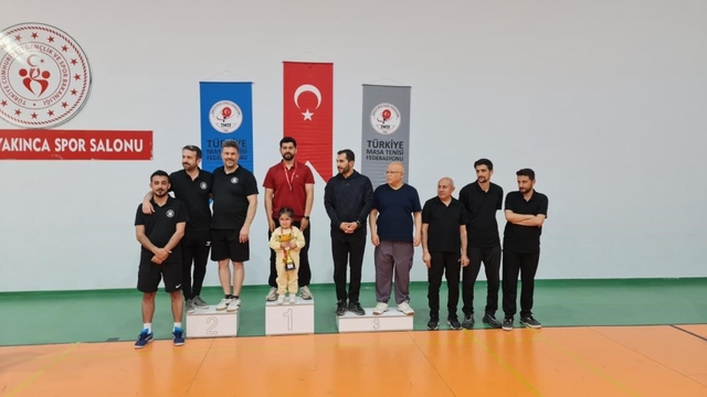 İnönü Üniversitesi, Masa Tenisi Kurumlar Ligi'nde Malatya ikincisi oldu