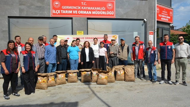 Aydın'da TAKE projeleriyle üreticiye tohum desteği sürüyor