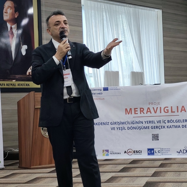 Akdeniz'de yeşil girişimcilik hamlesi
Manisa'da 2 yeni "Üçüncü beceri merke...