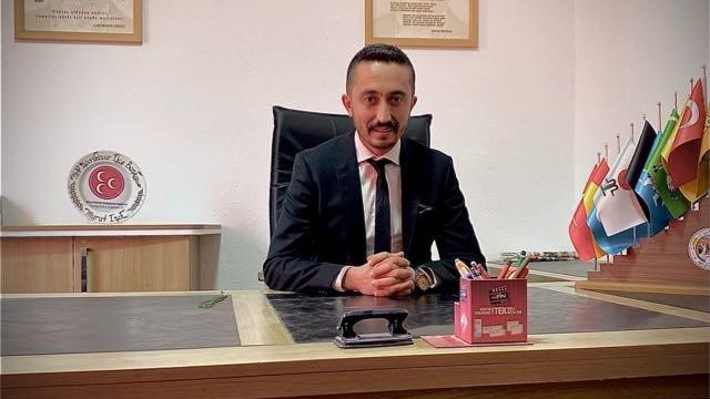 MHP Sivrihisar İlçe Başkanlığı'nda görev değişimi
Yeni başkan Murat Işık oldu