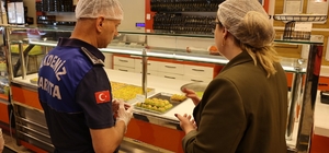 Akdeniz'de bayram öncesi gıda denetimleri sıkılaştırıldı