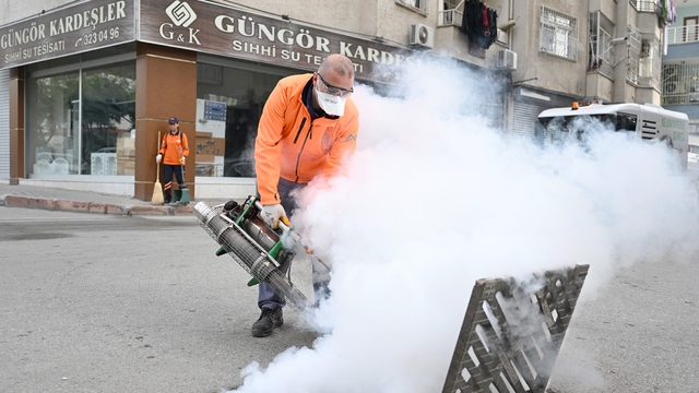 Mersin Büyükşehir Belediyesinden Kurban Bayramı öncesi temizlik seferberliği
