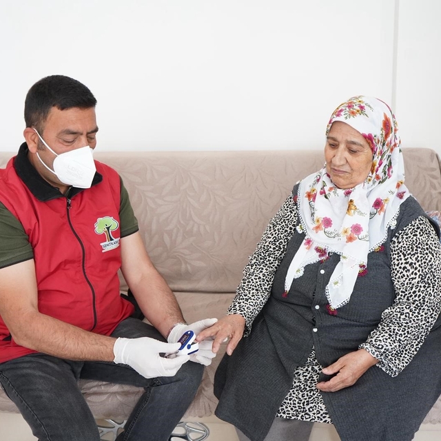 Şehitkamil'den bayram öncesi gönüllere dokunan "vefa hizmeti"
Vefa hizmeti...