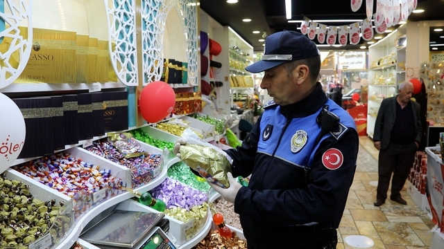 Elazığ zabıtasından bayram öncesi denetim