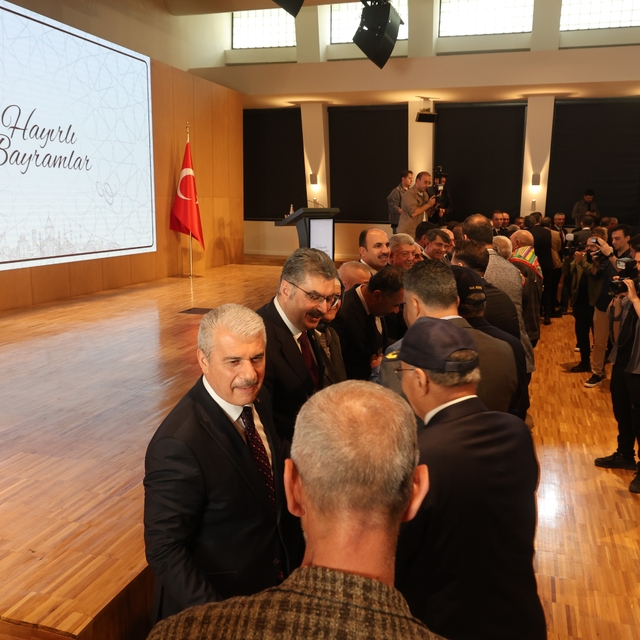 Konya'da protokol bayramlaştı