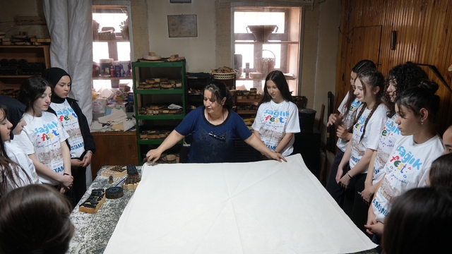 Sağlıklı Genç Haftası'nda gençler kültürleriyle buluştu