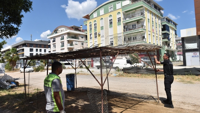 Kepez'de izinsiz kurban satışına sıkı denetim