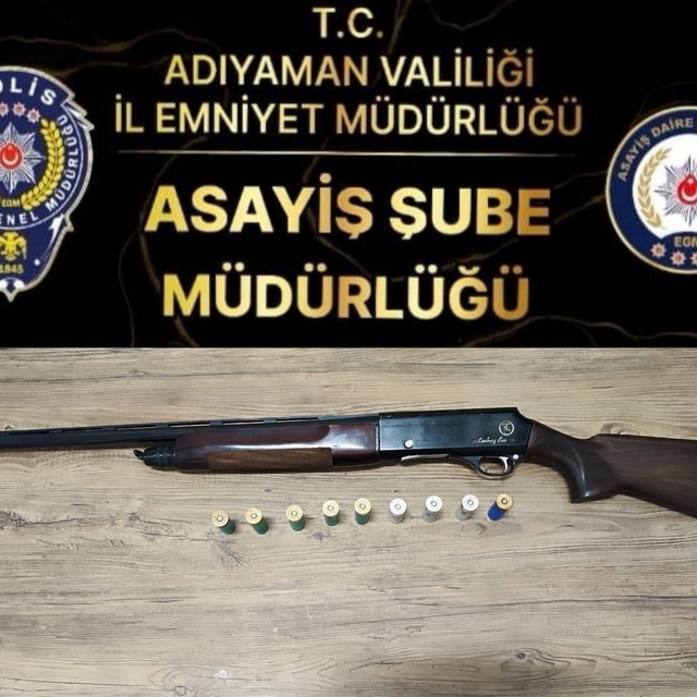 Kız kardeşinin iş yeri önünde havaya ateş açan şahıs yakalandı