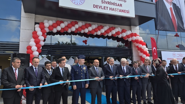 Sivrihisar Devlet Hastanesi, düzenlenen törenle açıldı