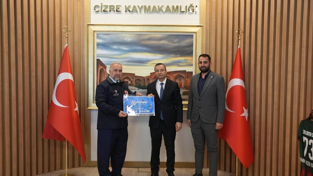 Cizre Kaymakamı Baycar, Türkiye Diyanet Vakfı kurban kampanyasına destek verdi
