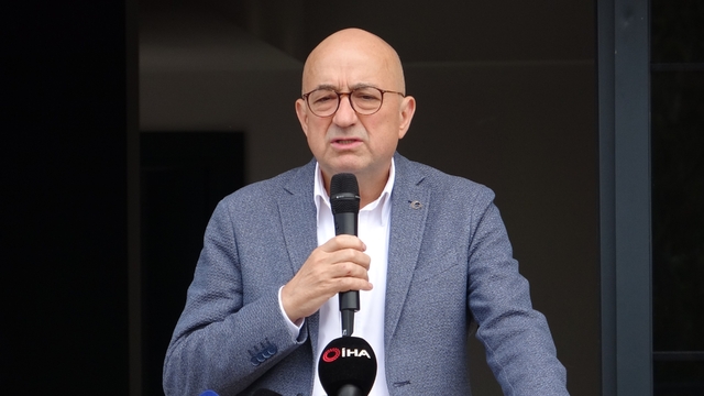 AK Partili Ayhan Gider: "(Butlan kararı) Yargının ve CHP'nin iç problemidir"
"Meydan işgalleriyle, protestolarla, anarşist tavırlarla böyle süreç yönetilmez"
"Herkesi aklıselime davet ediyorum"