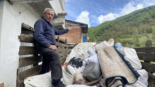 Tokat'ta heyelan riski altındaki köy boşaltılıyor