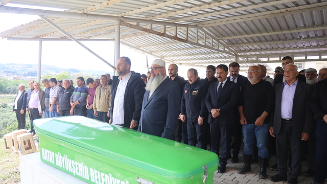 Hatay'da selde kaybolan 2 kişiden birinin cesedi bulundu, diğeri aranıyor (5)