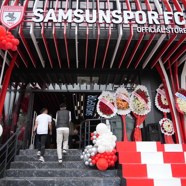 Samsunspor 5. mağazasını açtı